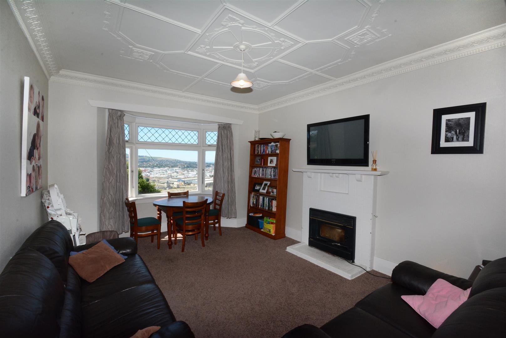 02 Forfar St