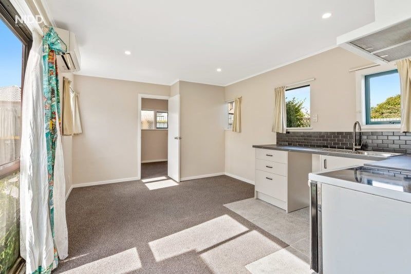 63A Nelson St