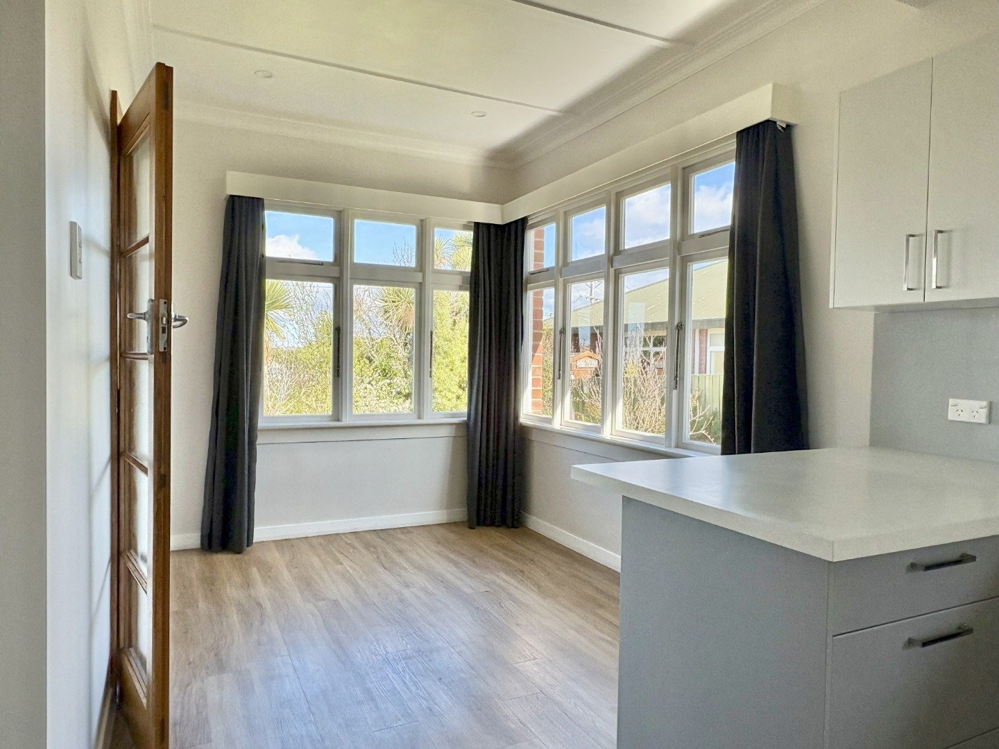 house to rent - south property - kipling Street dining 1
