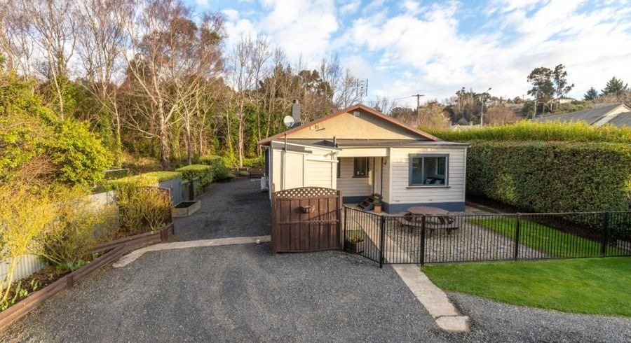 101 Main south Rd - photo