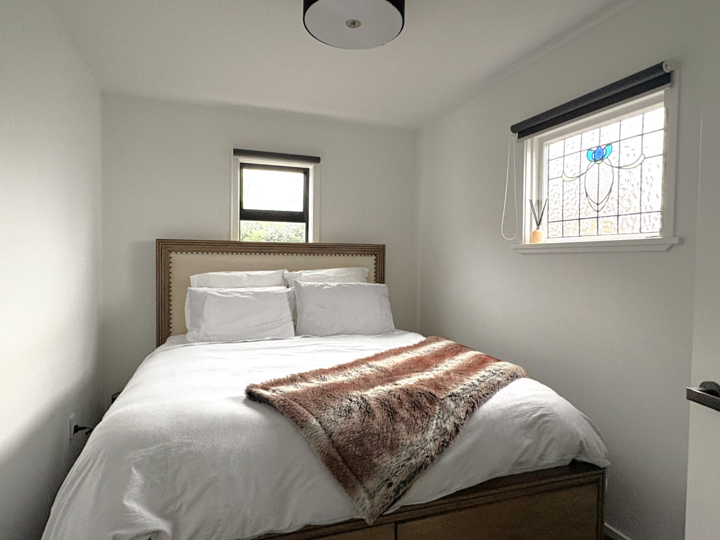 Pitcairn bedroom 1