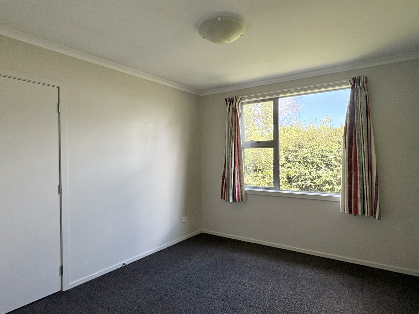 30-henry-street-bedroom-1