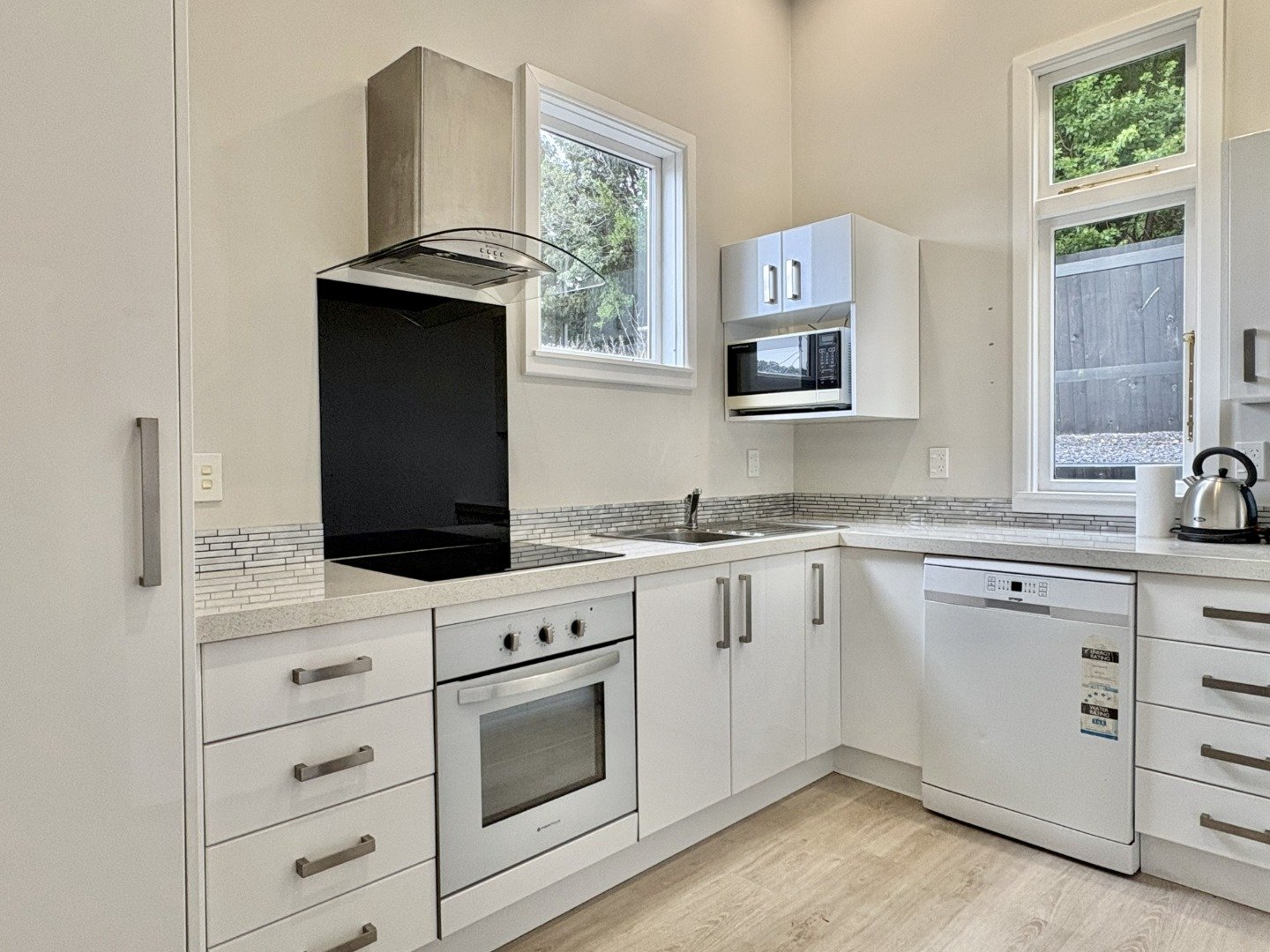 South Road - kitchen